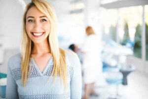 cosmetic dentist clinic hours Adelaide